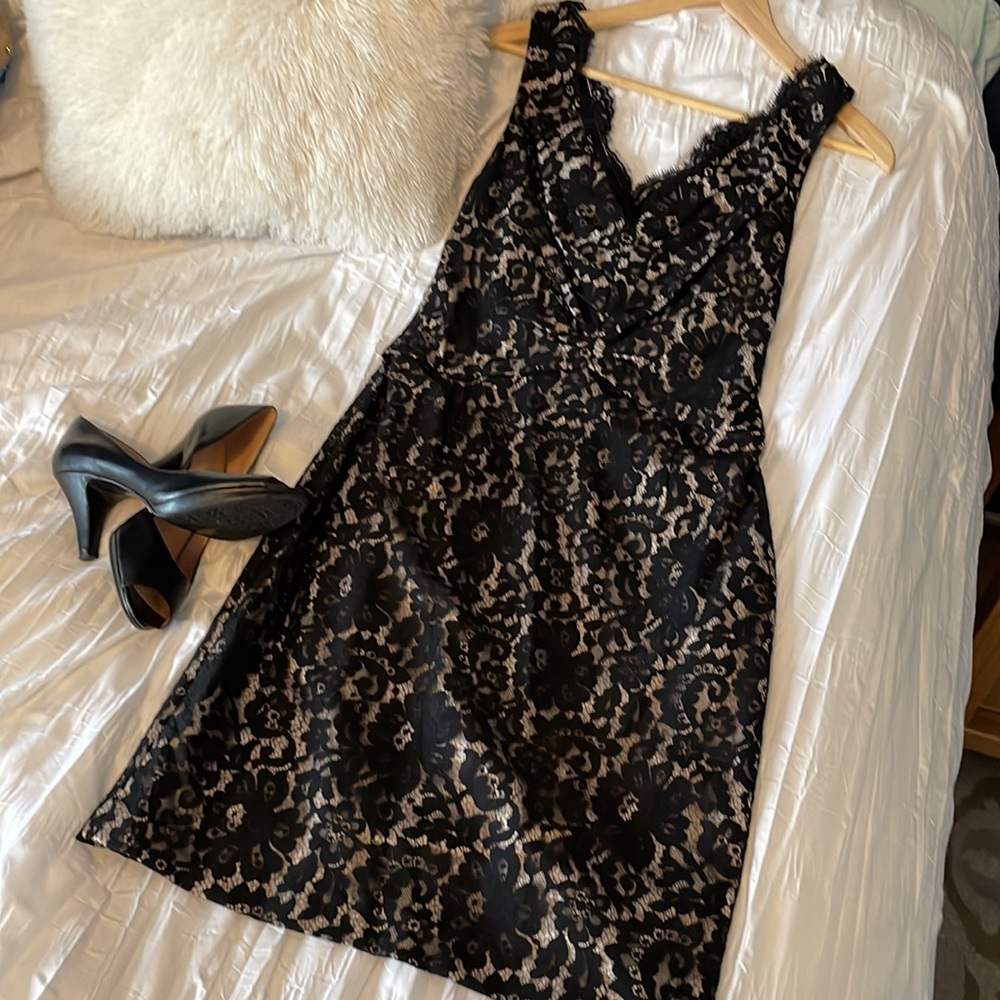 EUC Eliza J size 8 cocktail dress